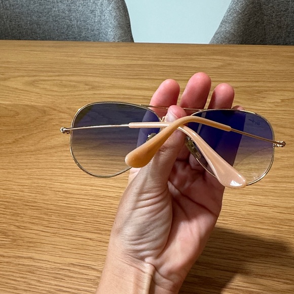 Ray-Ban Aviator Sunglasses - Picture 3 of 7